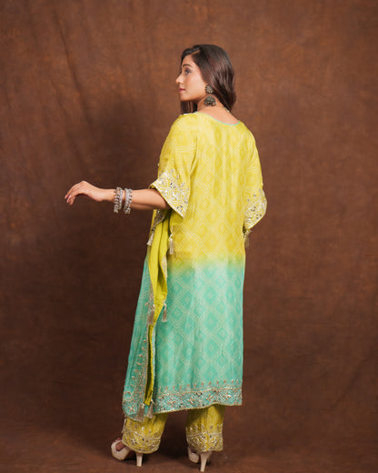 Pure bandhani print kaaftan in Vibrant colour